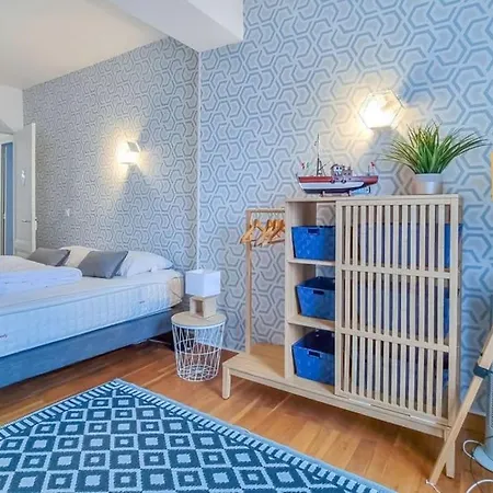 Villa - La Cigale - 7 / 16 Couchages Royan